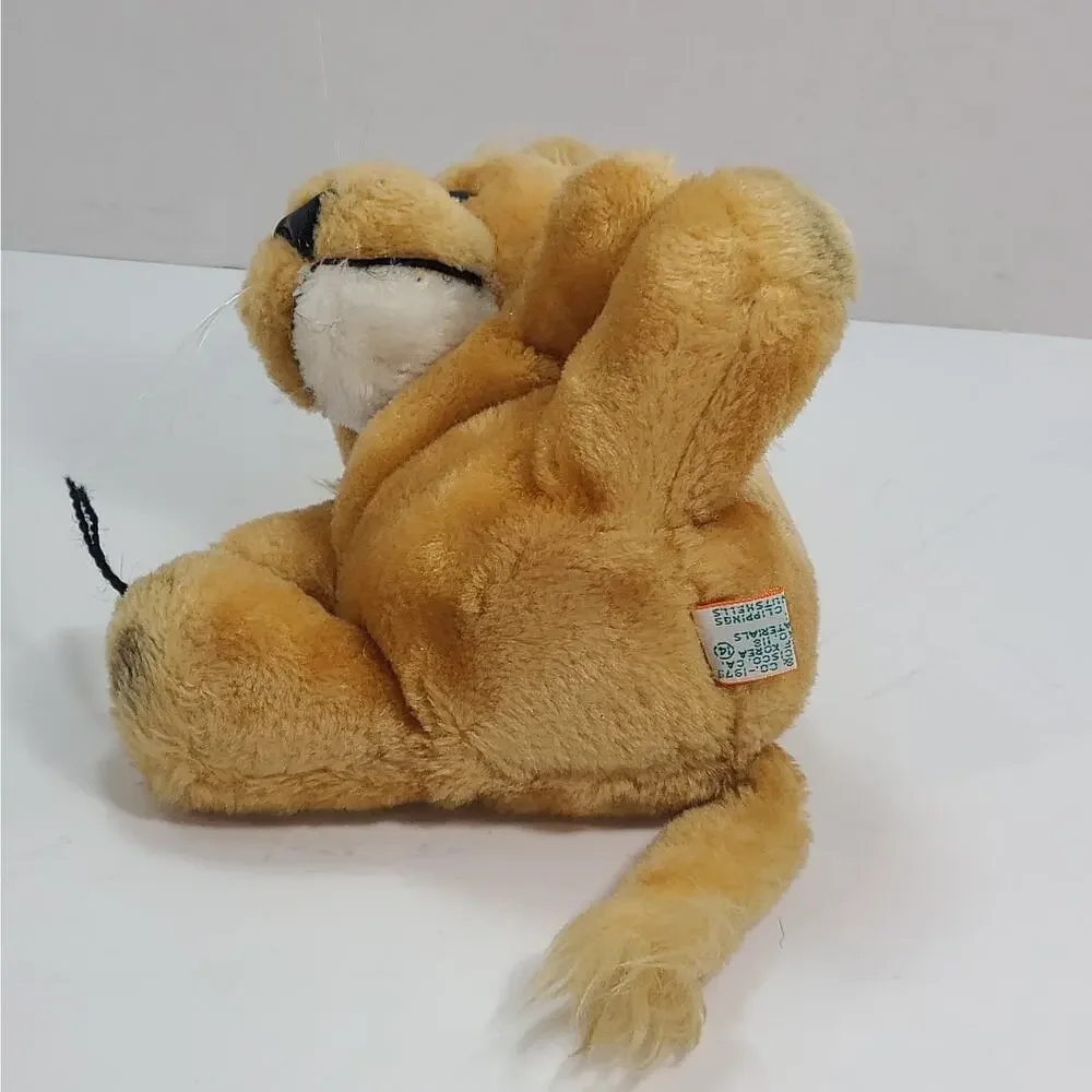 Vintage Dakin sitting Licorice Lion bean plush toy 1979 Korea 7 1/2